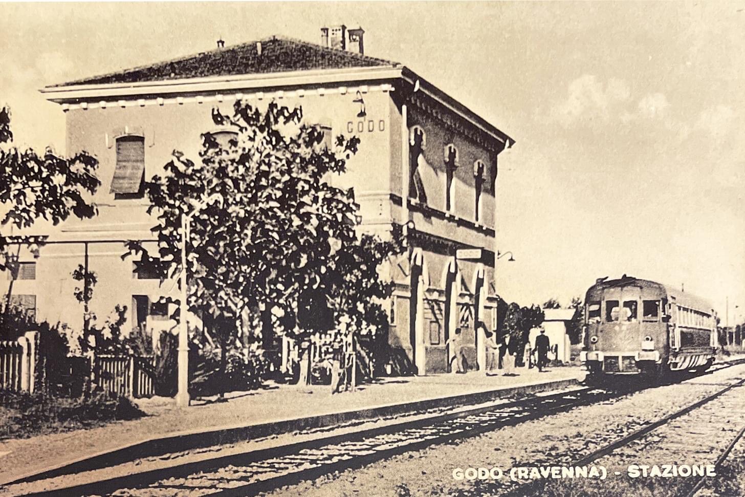 Stazione ferroviaria di Godo